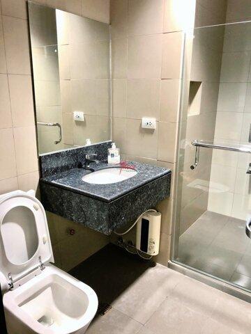 Fort Bonifacio, Taguig, Condo For Rent in Santamesa - Image 1