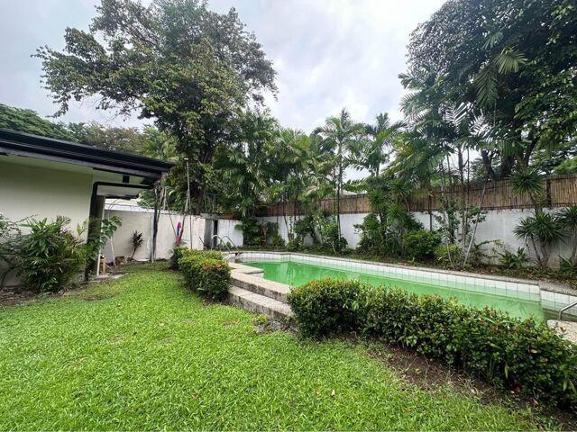 Urdaneta, Makati, House For Rent in Manila - Image 1