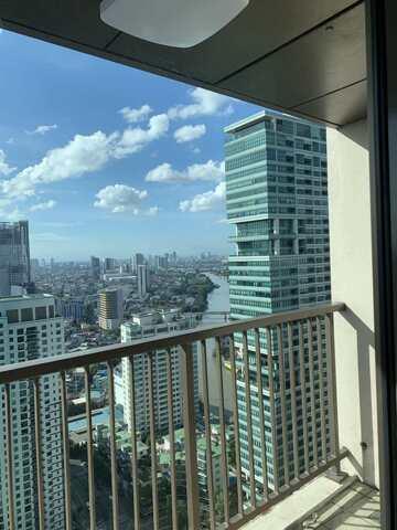 Rockwell, Makati, House For Rent in Pinyahan - Image 1