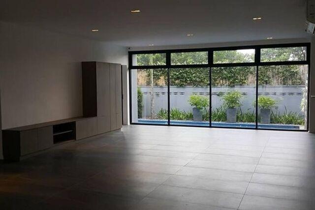 Dasmarinas, Makati, House For Rent in Pinyahan - Image 1