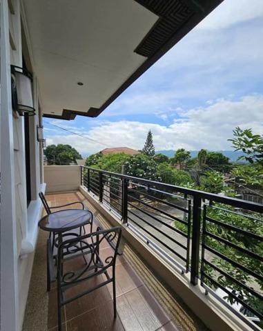 Batasan Hills, Quezon, House For Rent in Pinyahan - Image 1