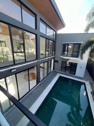 Merville, Paranaque, House For Rent in Taguig - Image 1