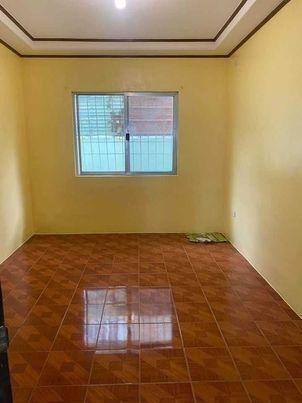Merville, Paranaque, House For Rent in Santamesa - Image 1