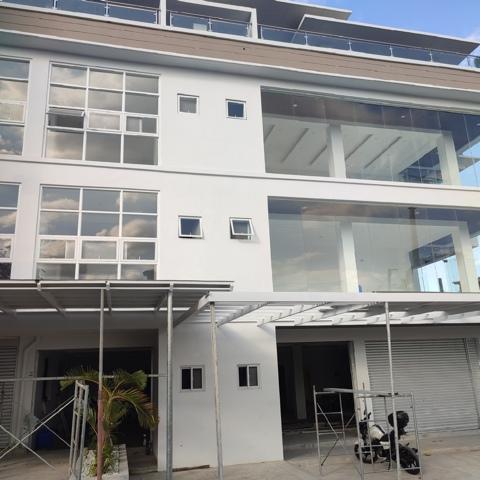 Dela Cruz, Bamban, Office For Rent in Magalang - Image 1