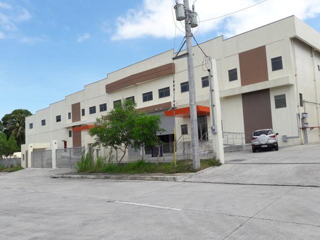 Santo Tomas, House For Rent in Muntinlupa - Image 1