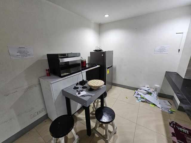 Diliman, Quezon, Office For Rent in Valenzuela - Image 1