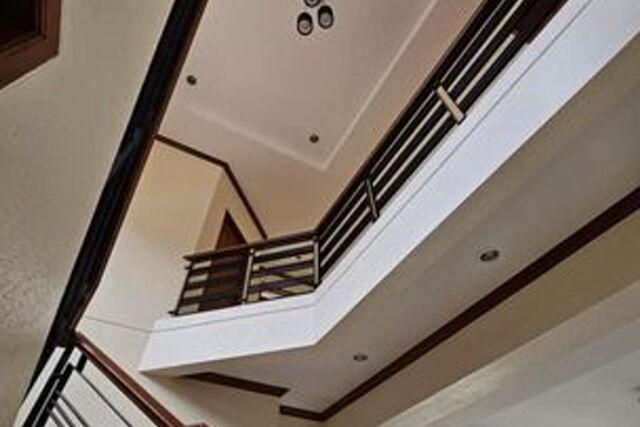 Batasan Hills, Quezon, House For Rent in Pinyahan - Image 1