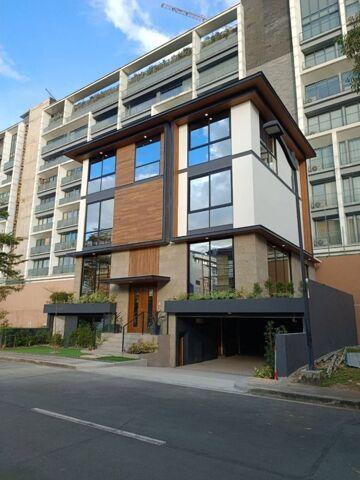 Fort Bonifacio, Taguig, House For Rent in Taguig - Image 1