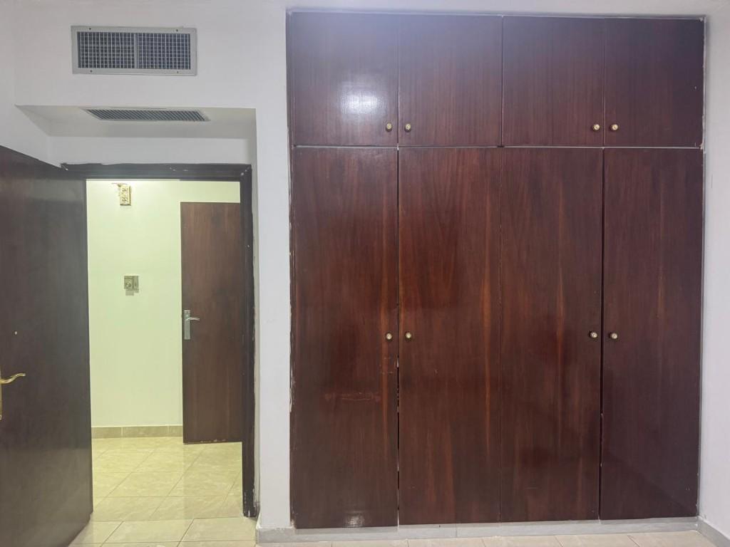 ROOM FOR RENT WITH ATTACHED BATHROOM in United Arab Emirates - Image 5