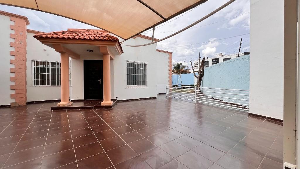 CASA EN RENTA EN FRACCIONAMIENTO 3 MISIONES en Durango - Imagen 1