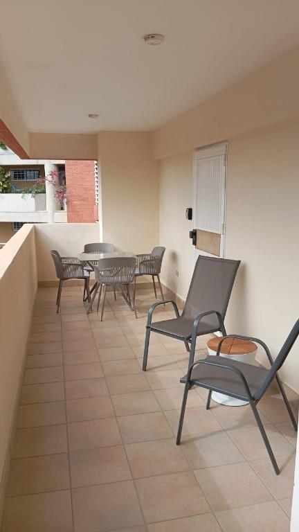 APARTAMENTO EN ALQUILER en Lecherías - Imagen 2