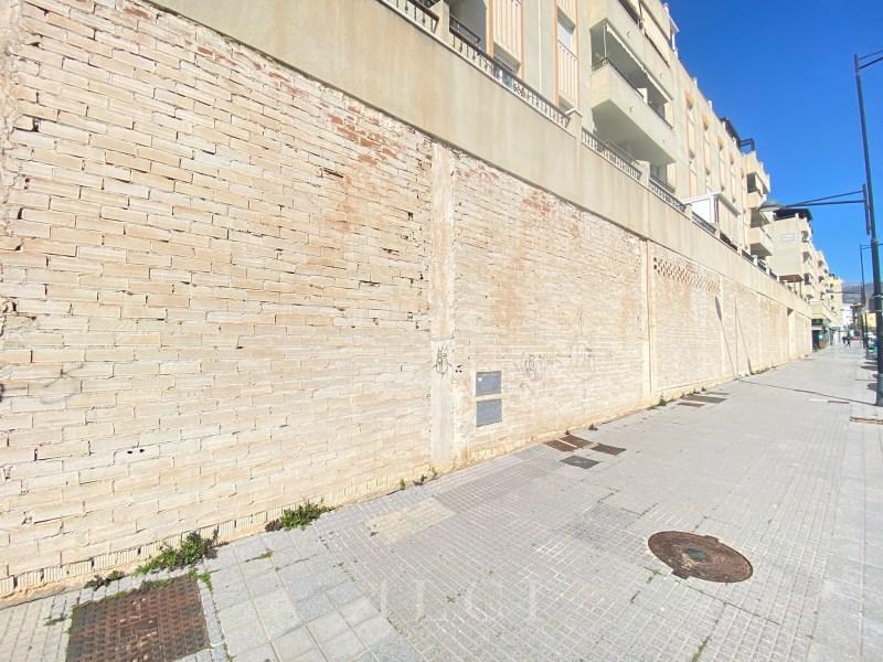 Local comercial en Vélez-Málaga - Imagen 1