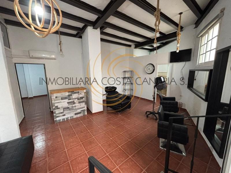 LOCAL COMERCIAL en San Bartolomé - Imagen 1