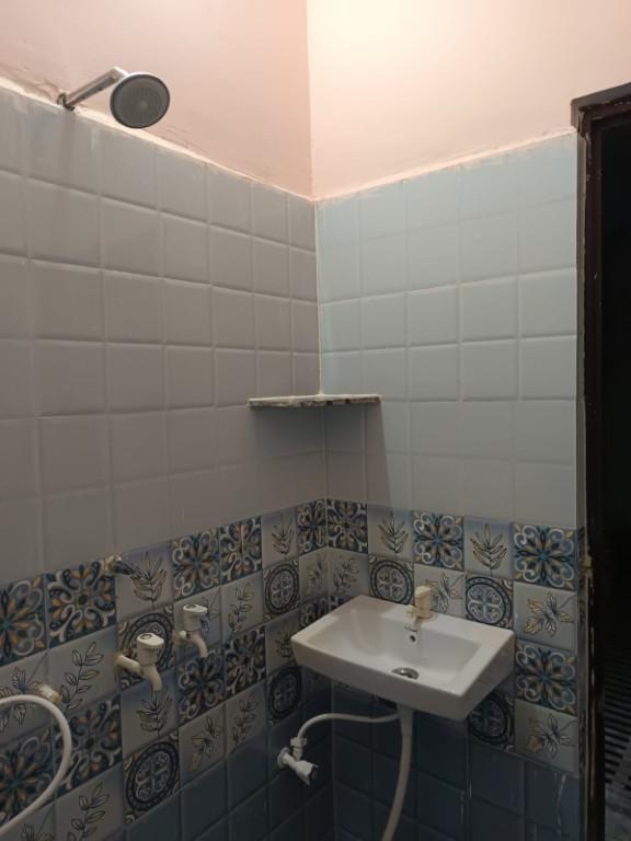 1 ROOM SET FOR RENT for Rs. 7500/- ONLY FOR GIRLS in Lucknow - Image 9