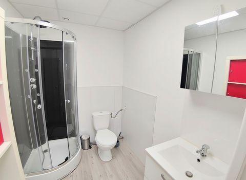 Atelier Pro 2006 + bureau Rodez à Bonifacio - Photo 1
