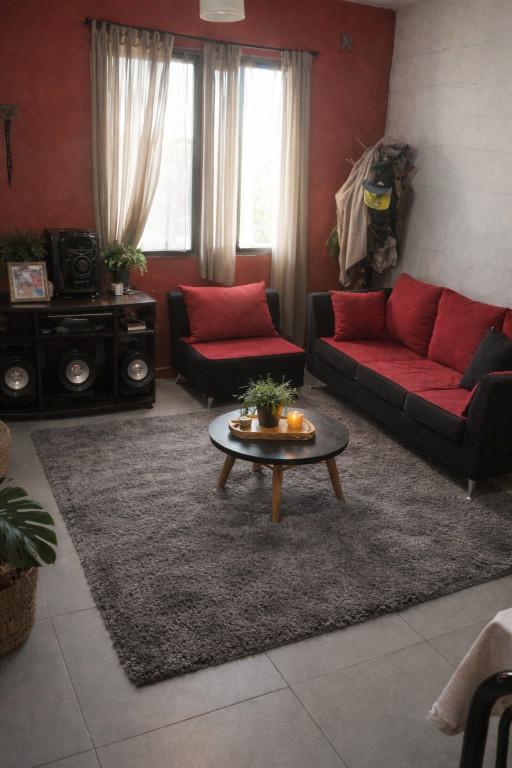 VENDO CASA DE 5 AMBIENTES + LOCAL en Lomas de Zamora - Imagen 2