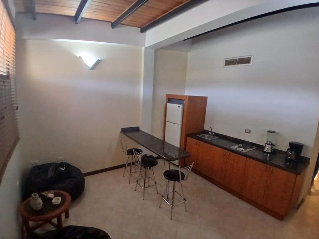 APARTAMENTO EN ALQUILER en Guanta - Imagen 2