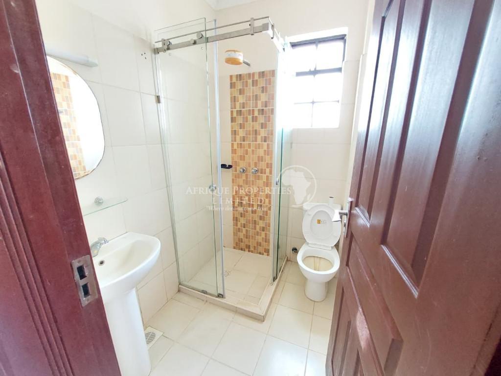 2 Bedroom Master Ensuite Apartment For Rent In Fourways Junction in Kenya - Image 8