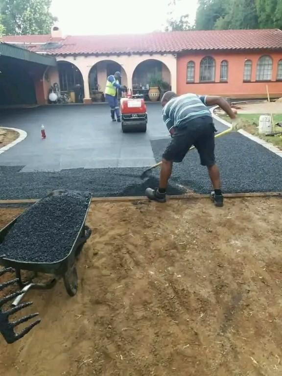 CONSTRUCTION ON TARRING DRIVE WAYS in South Africa - Image 5