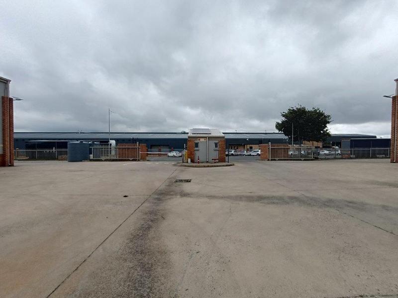 Industrial 2030-ref-18064 for Rent in Stormill, Roodepoort in Roodepoort - Image 1