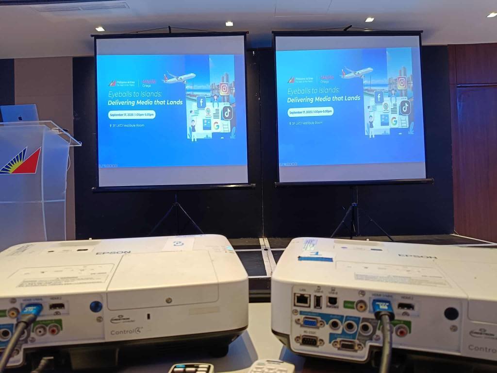 Epson Projector for Rental Events in Tatalon - Image 1