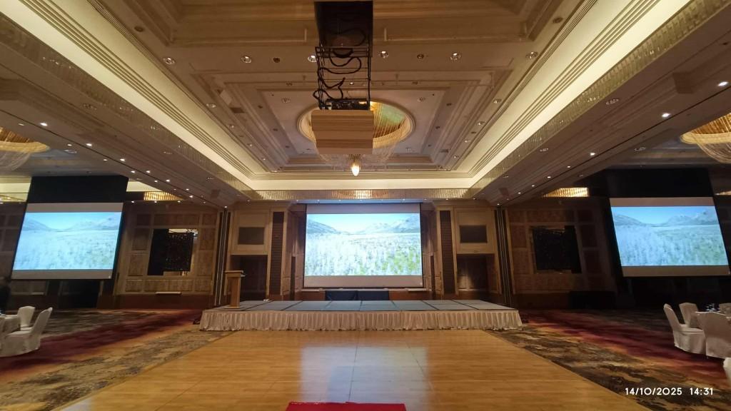 Epson Projector for Rental Events in Tatalon - Image 8