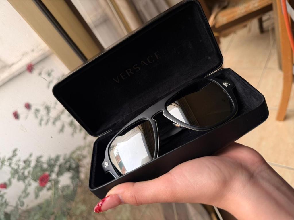 Lentes ORIGINALES Versace - NUEVOS Y MODERNOS en Naucalpan de Juárez - Imagen 4