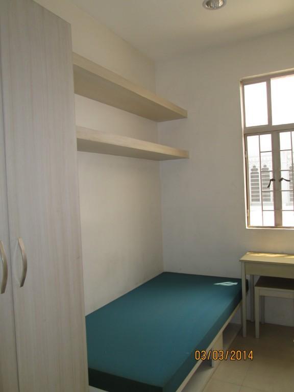 2 BR Condo Unit Semi Furnished in Quezon City, Cubao in Pansol - Image 2