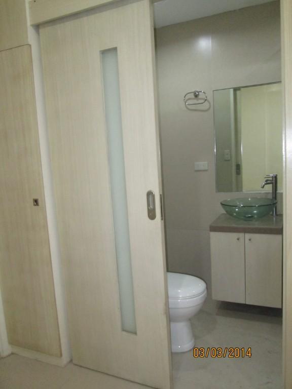 2 BR Condo Unit Semi Furnished in Quezon City, Cubao in Pansol - Image 3