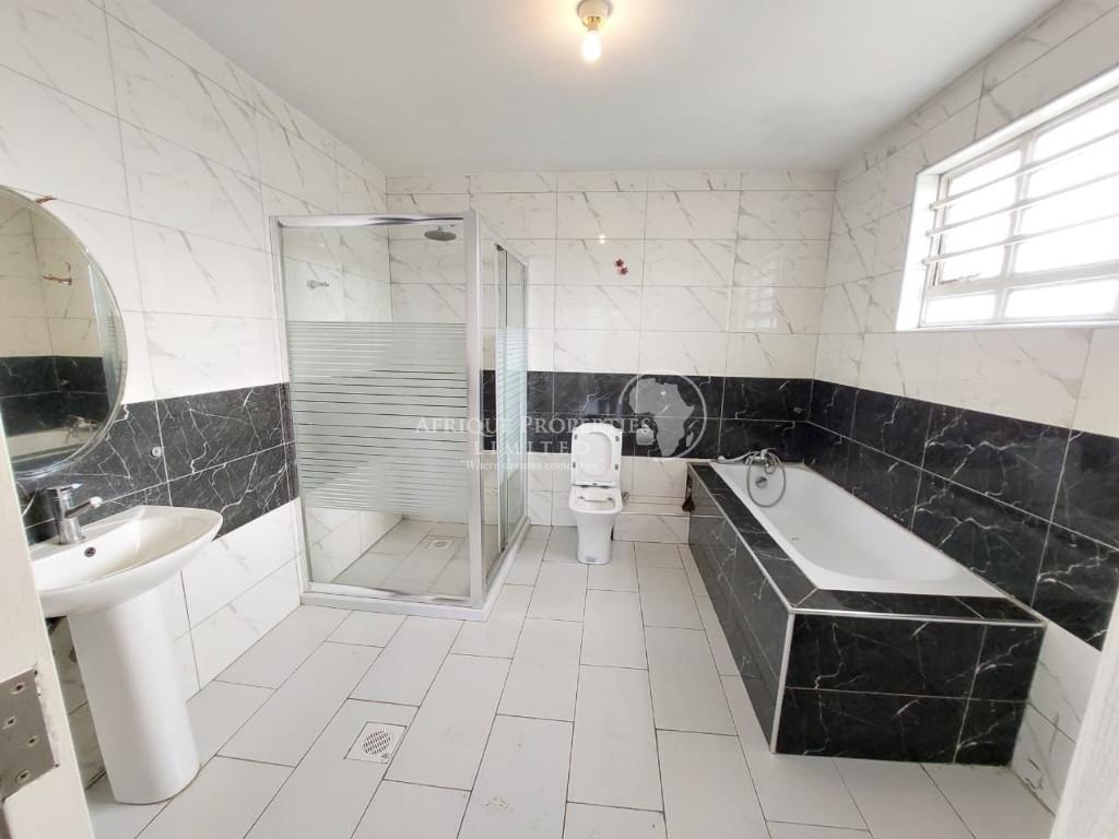 5 Bedroom Villa For Rent Along Ruiru Bypass in Kenya - Image 9