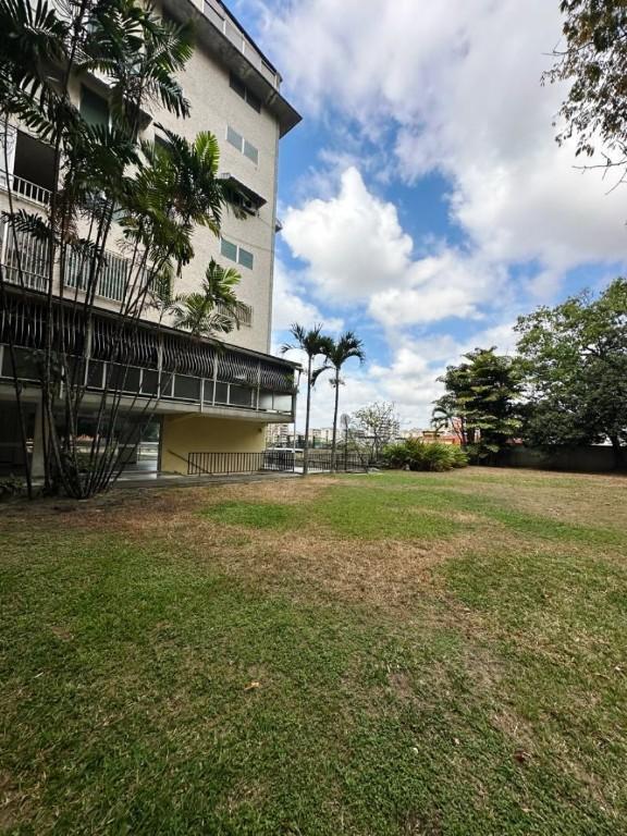 APARTAMENTO - LA FLORIDA - 173 Mts2 en Venezuela - Imagen 16