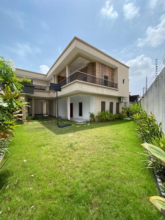 SUPER DUPLEX DE 6 PIÈCES TRÈS PROPRE RIVIÉRA FAYA à Abidjan - Photo 1