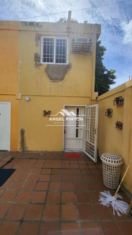APARTAMENTO VENTA PANAMERICANO MARACAIBO API 8246 en Maracaibo - Imagen 1