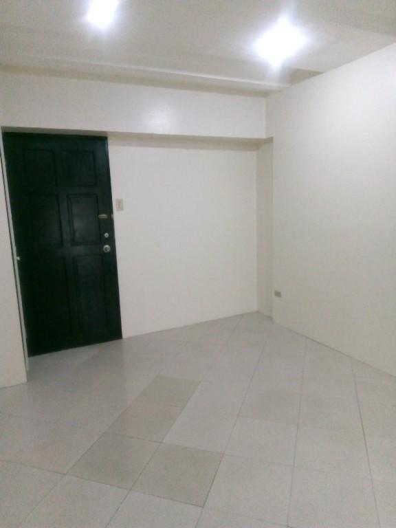 1 BR Unfurnished Condo Unit for Rent in Sct. Torillo street QC in Pansol - Image 3