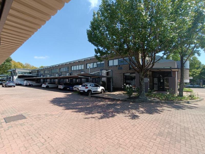 Commercial 2030-ref-18102 for Rent in Randjespark, Midrand in Tembisa - Image 1