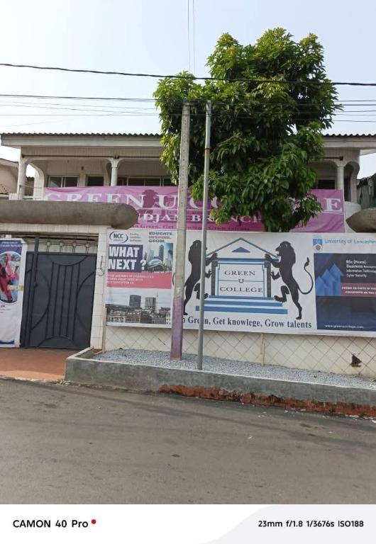 VENTE À COCODY RIVIERA PALMERAIE DANS LES ROSIERS UNE DUPLEX 05 en Côte d’Ivoire - Photo 1