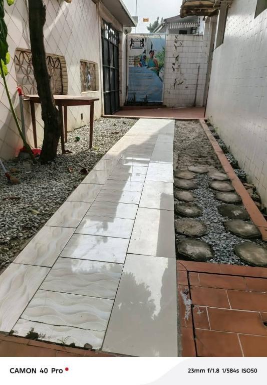 VENTE À COCODY RIVIERA PALMERAIE DANS LES ROSIERS UNE DUPLEX 05 en Côte d’Ivoire - Photo 3