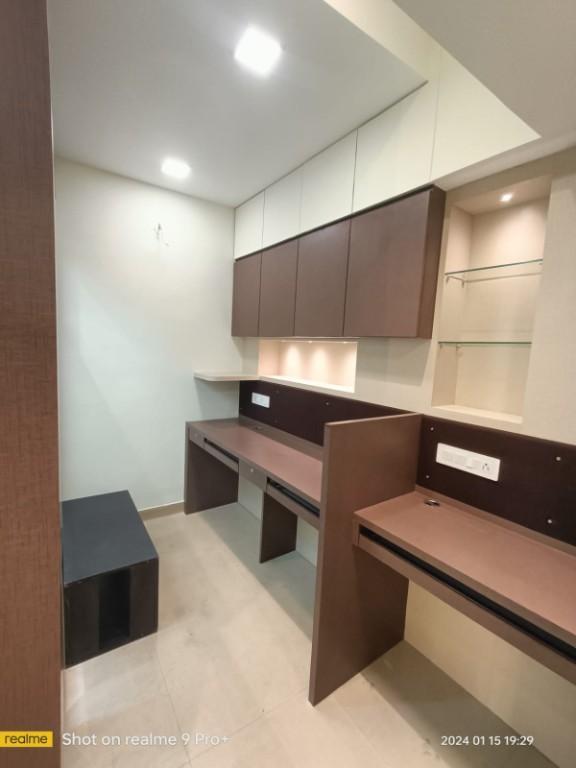 Fully Furnished Office Space For Rent at BBD Bagh in India - Image 3