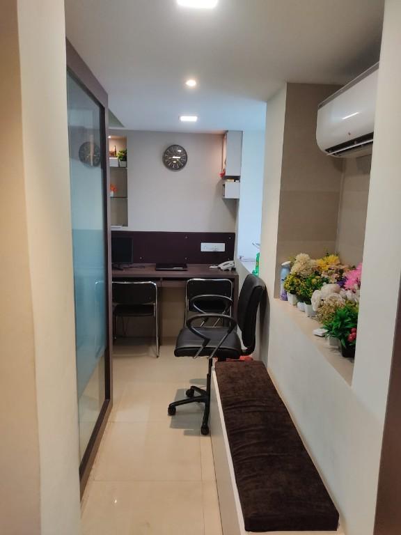Fully Furnished Office Space For Rent at BBD Bagh in India - Image 1