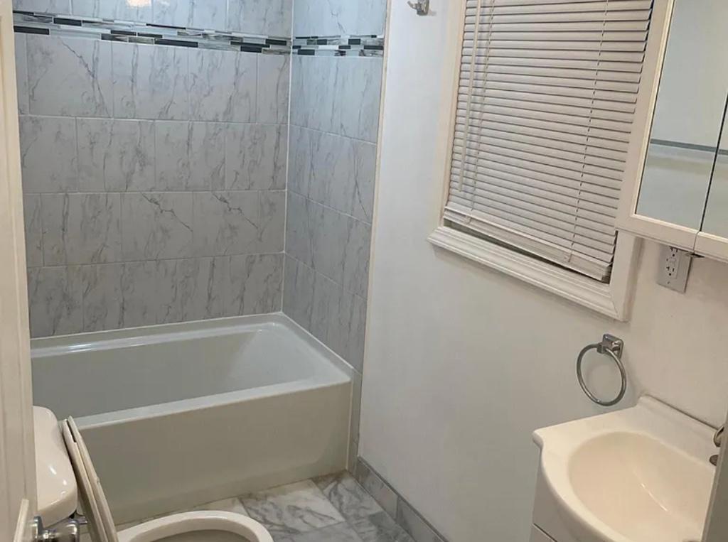 3BR 2TL Apartment For Rent | Quality living spaces in Santa Clarita - Image 6
