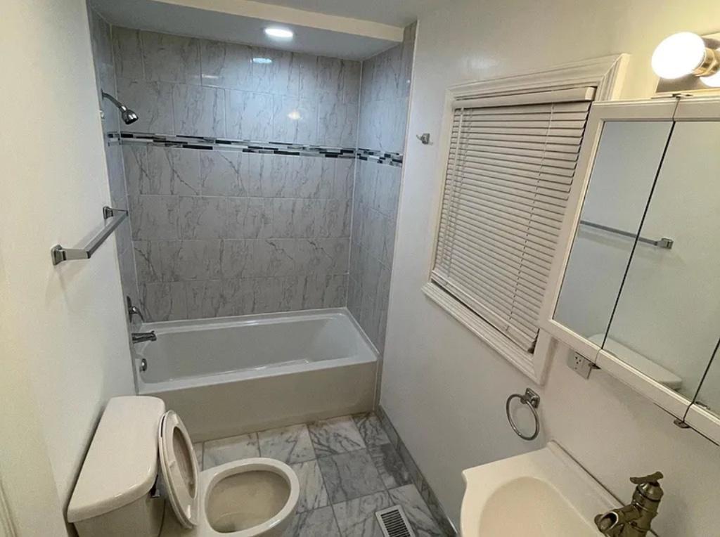 3BR 2TL Apartment For Rent | Quality living spaces in Santa Clarita - Image 8