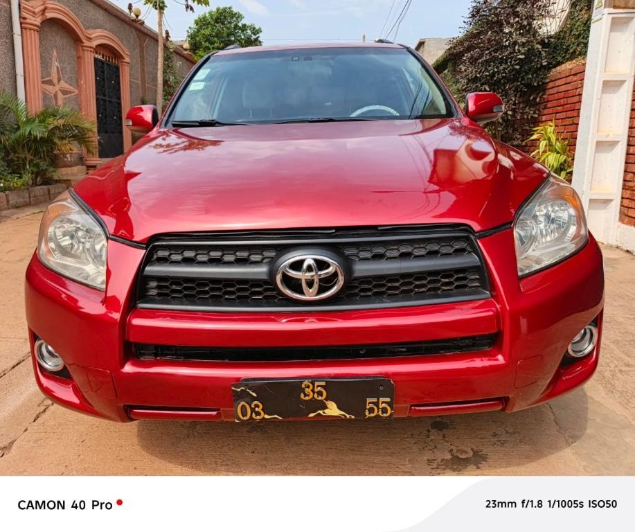 Toyota Rav 4 Année 2012 à Yaoundé - Photo 1