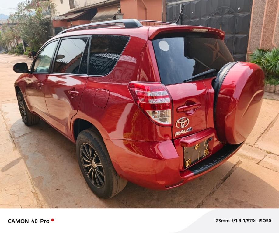 Toyota Rav 4 Année 2012 à Yaoundé - Photo 4