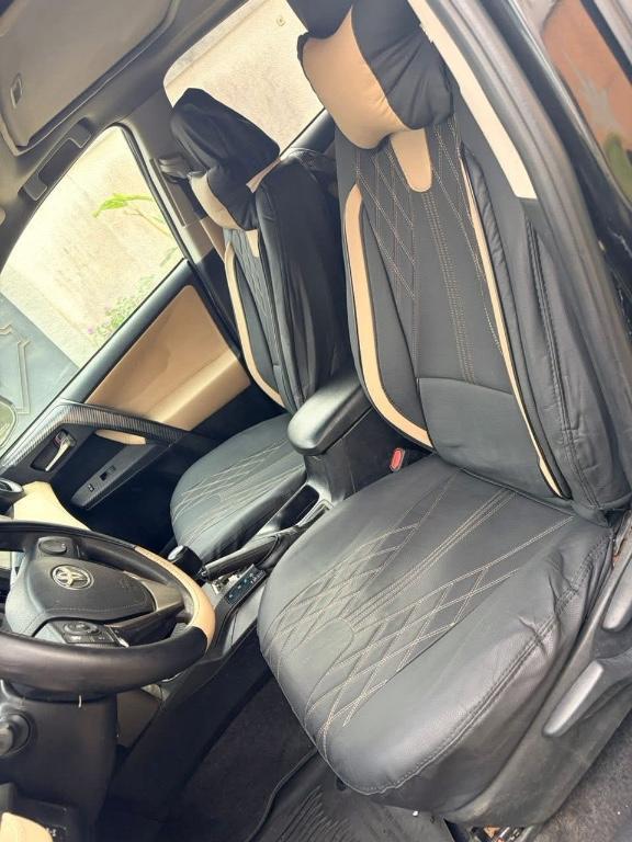 2016. TOYOTA RAV4 AWD XLE à Abidjan - Photo 5