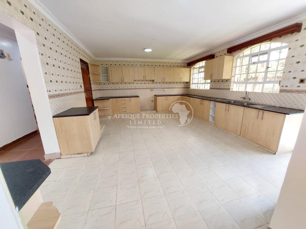 4 Bedroom Mansion With A 2 Bedroom Guest wing For Rent In Runda in Kenya - Image 4