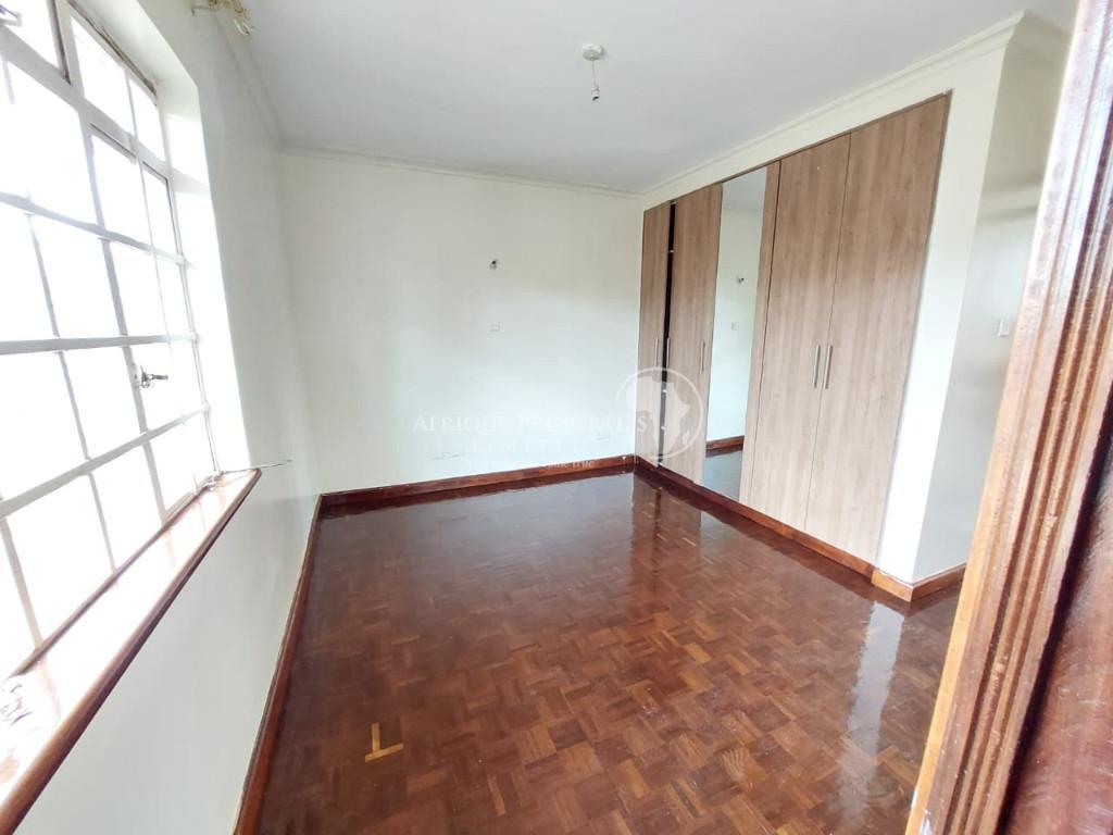 4 Bedroom All Ensuite Villa+Dsq For Rent In Runda,Nairobi. in Kenya - Image 9