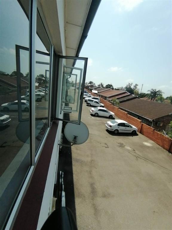 Two Bedroom Apartment/Flat To Rent In Malvern in Westville - Image 2