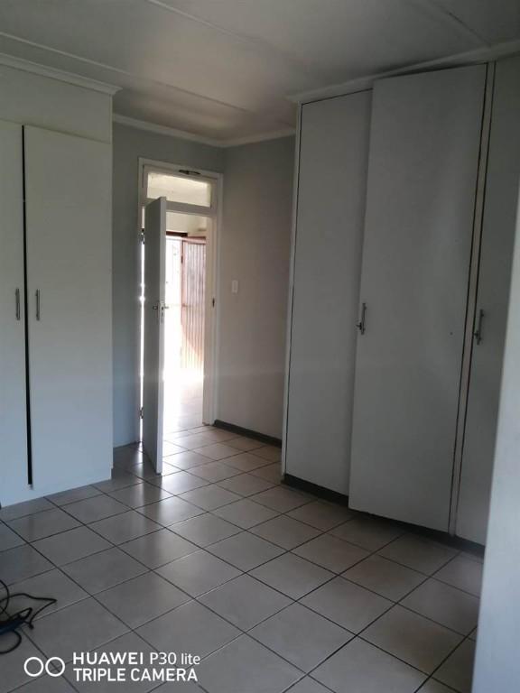 Two Bedroom Apartment/Flat To Rent In Malvern in Westville - Image 4