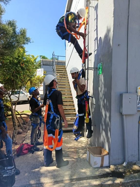 INTERNSHIP PROGRAM OFFERED SAFETY TRAINING R6000 PM in South Africa - Image 2