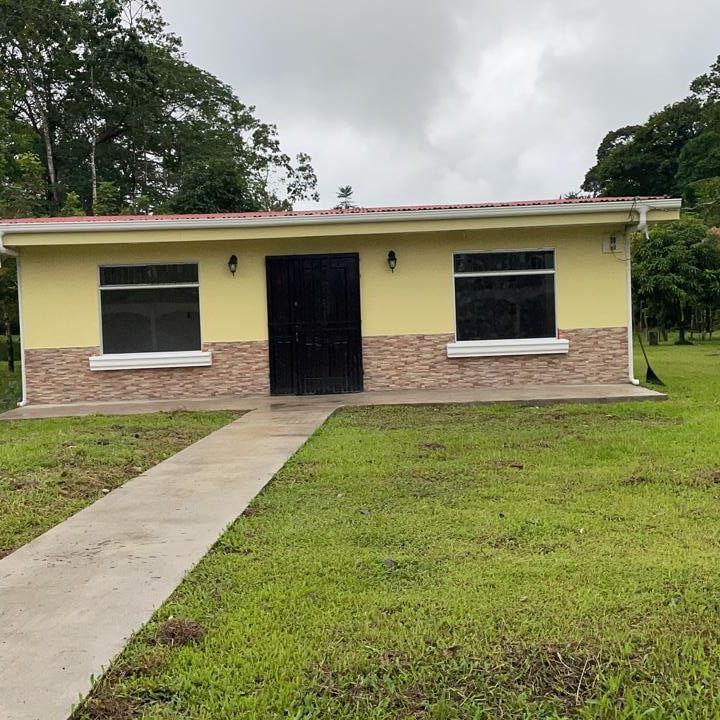 BELLÍSIMA PROPIEDAD Y CASA EN SARAPIQUÍ, HEREDIA. en Sarapiquí - Imagen 1